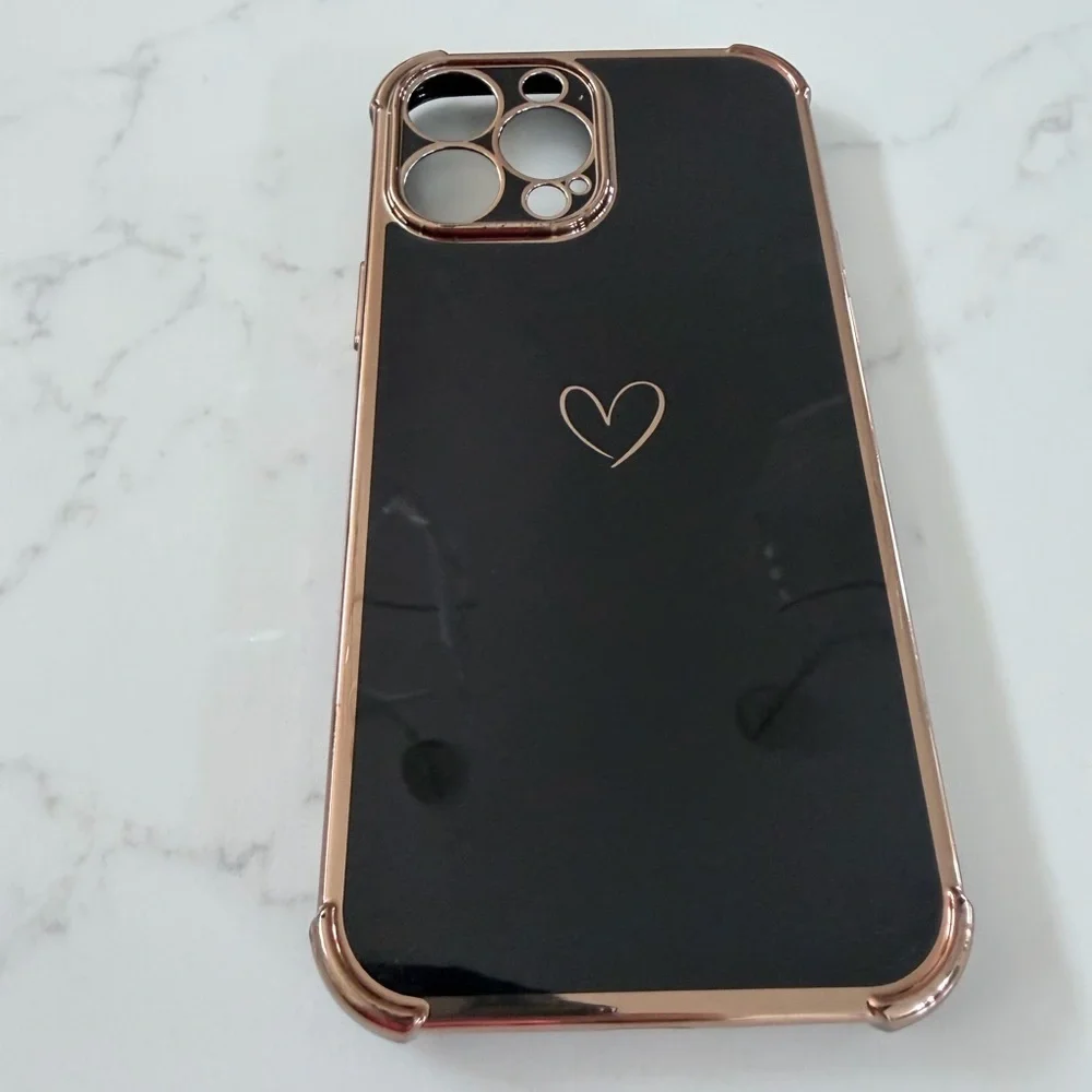 iPhone 13 Pro Max Elegant Black and Gold Heart Phone Case